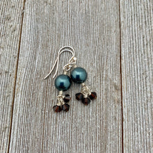 Load image into Gallery viewer, Tahitian Swarovski Pearl and Mocca Swarovski Crystal Sterling Silver Earrings