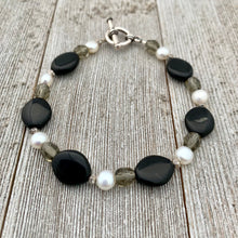 Load image into Gallery viewer, Freshwater Pearl, Black and Grey Czech Glass Bracelet
