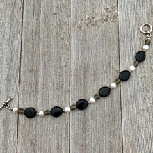 Load image into Gallery viewer, Freshwater Pearl, Black and Grey Czech Glass Bracelet