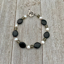 Load image into Gallery viewer, Freshwater Pearl, Black and Grey Czech Glass Bracelet
