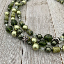 Load image into Gallery viewer, Shades of Green Multi-Strand Necklace