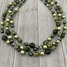 Load image into Gallery viewer, Shades of Green Multi-Strand Necklace