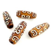 Load image into Gallery viewer, Antique Wood Line DZI Agate 12x30mm Barrel