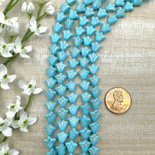 Load image into Gallery viewer, 9mm Daylily Sky Blue with Gold Wash

