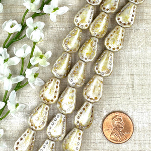 17x12mm Lacy Teardrop Opaque Ivory with Picasso Finish