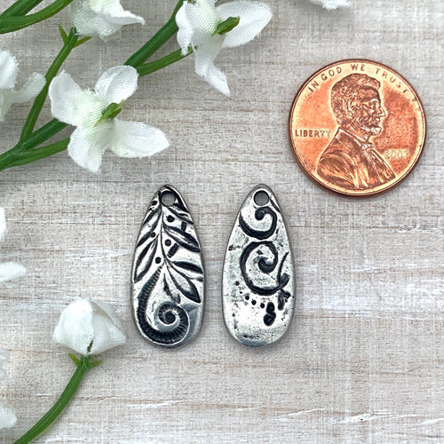 Jardin Teardrop Charm Antiqued Pewter