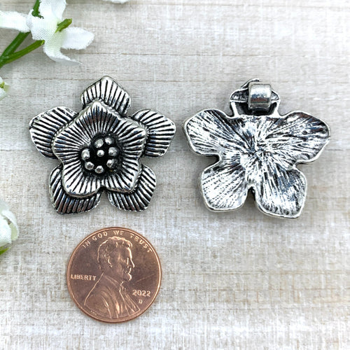 Antique Silver Thai Style Flower Pendant