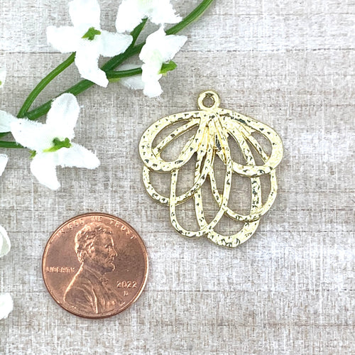 Gold Filigree Hammered Charm