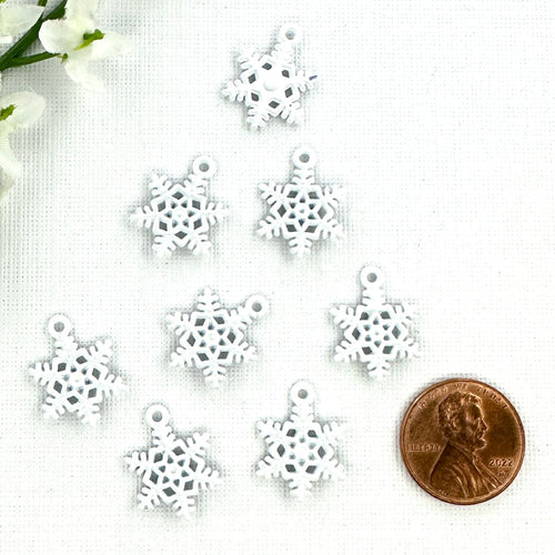 White Snowflake 14x18mm Charm – 8 Pieces