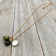 Load image into Gallery viewer, Smoky Quartz / Green Serpentine / Spiral Shell / Matte Gold Chain Necklace
